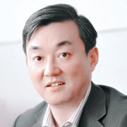 Xiao-Nong Zhou (Chinese Center for Disease Control and Prevention, China)</br> Sarah Gabriel (Ghent University,  Belgium)